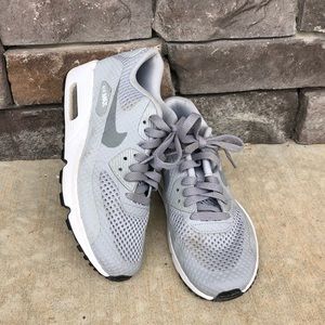 Grey Nike Air Max EUC